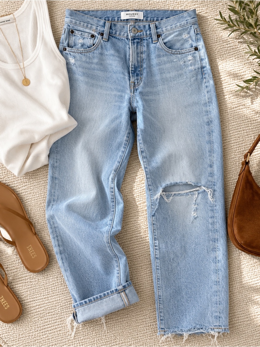 Moussy Vintage Distressed Light Wash Straight Leg Jeans Size 27